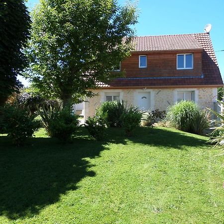 Gite Des Galets Saint-Léonard Exterior photo
